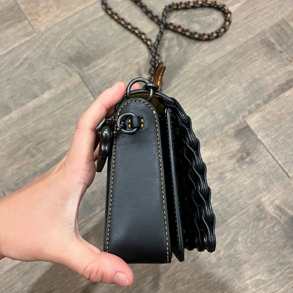 Coach Dinky - Picture 4 of 8